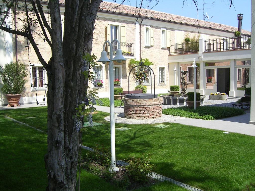 Relais Villa Roncuzzi Russi Exterior foto
